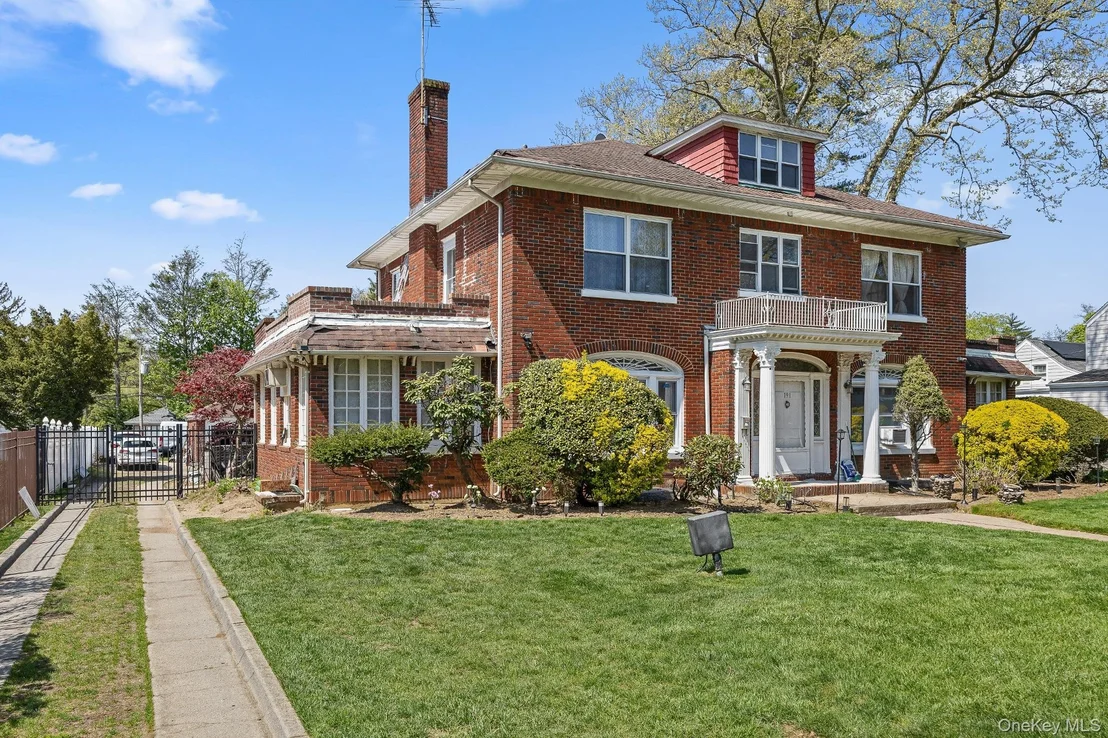 Photo of 191 Cathedral Avenue