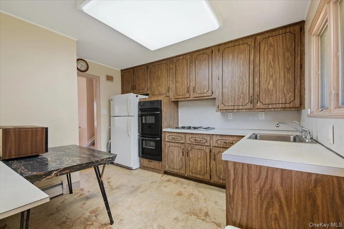 Photo of 331 Woodbridge Lane