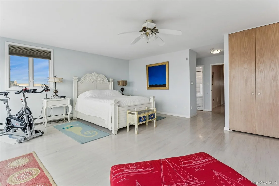 Photo of 931 Oceanfront Street