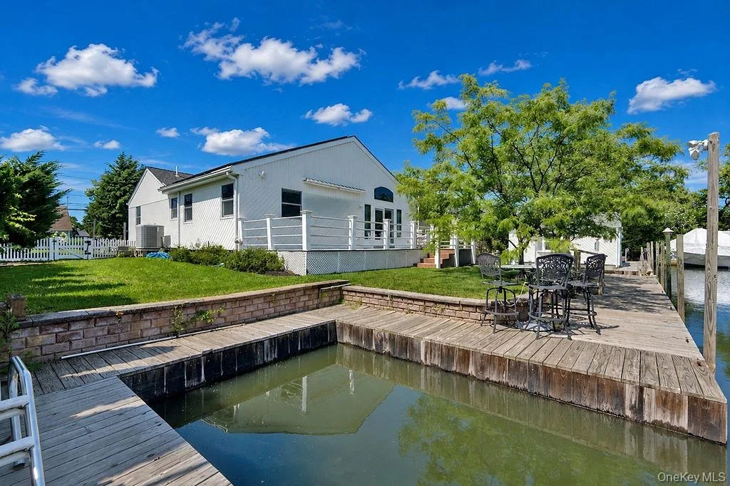 Photo of 8 Stuart Avenue