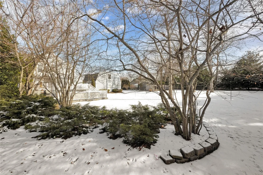 Photo of 32 Cedar Avenue Extension