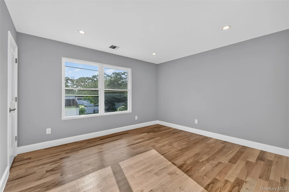 Photo of 9 Oswego Place
