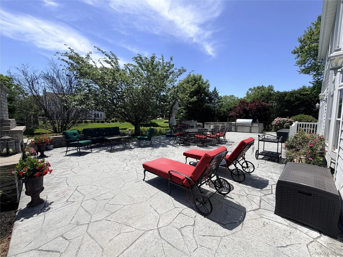 Photo of 38 Hamlet Woods Drive