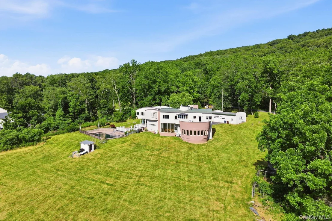 Photo of 151 Bellvale Lakes Road