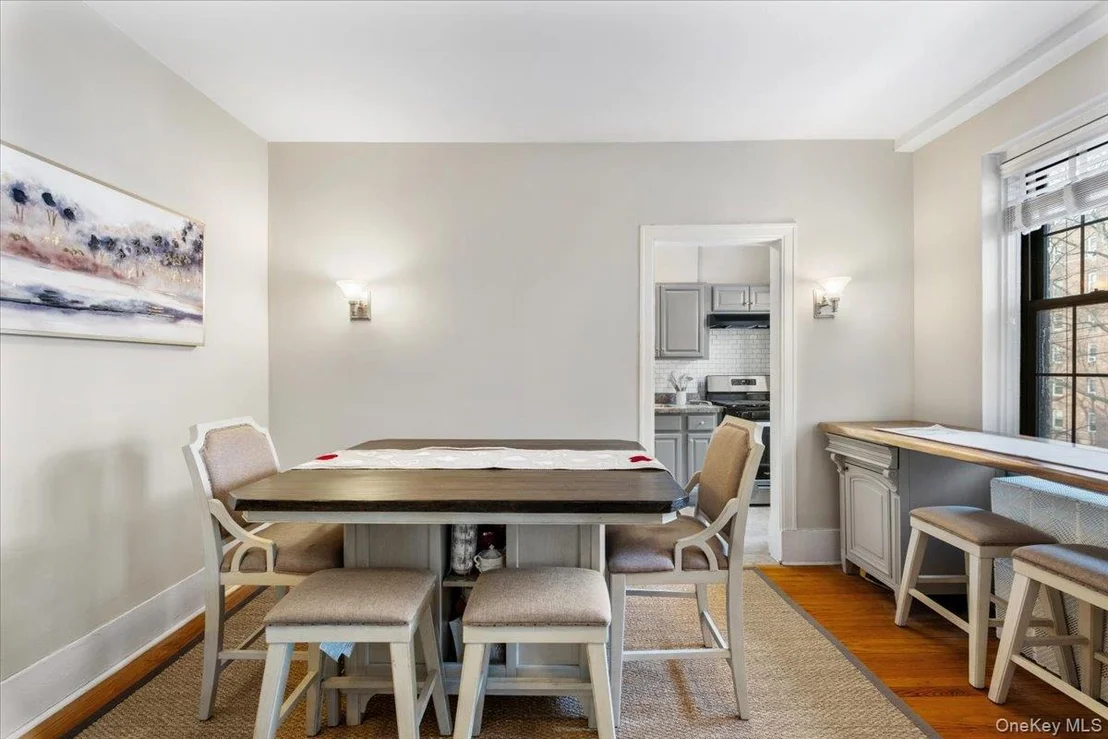 Photo of Unit 3A at 824 Bronx River Road