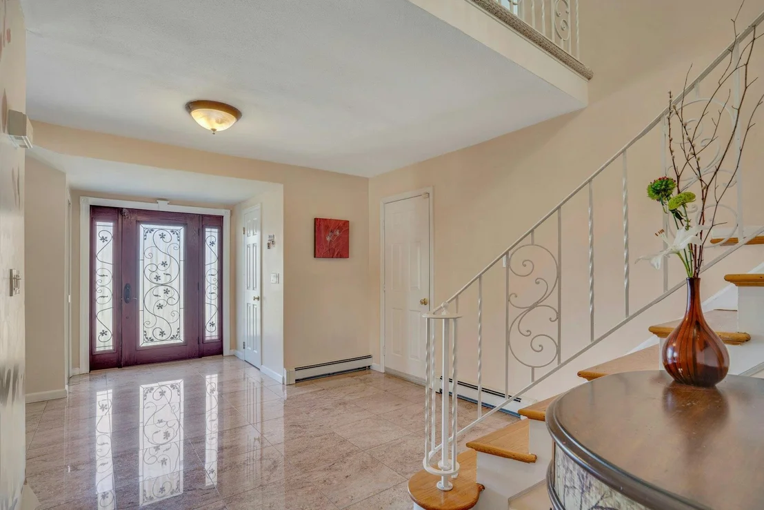 Photo of 16 Glenmere Lane