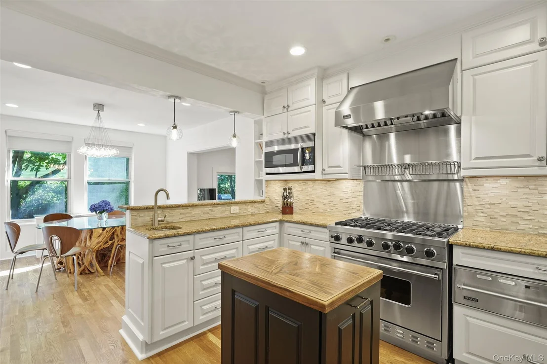 Photo of 26 Davis Avenue