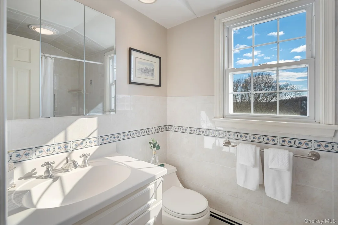 Photo of 18 Hayrake Lane