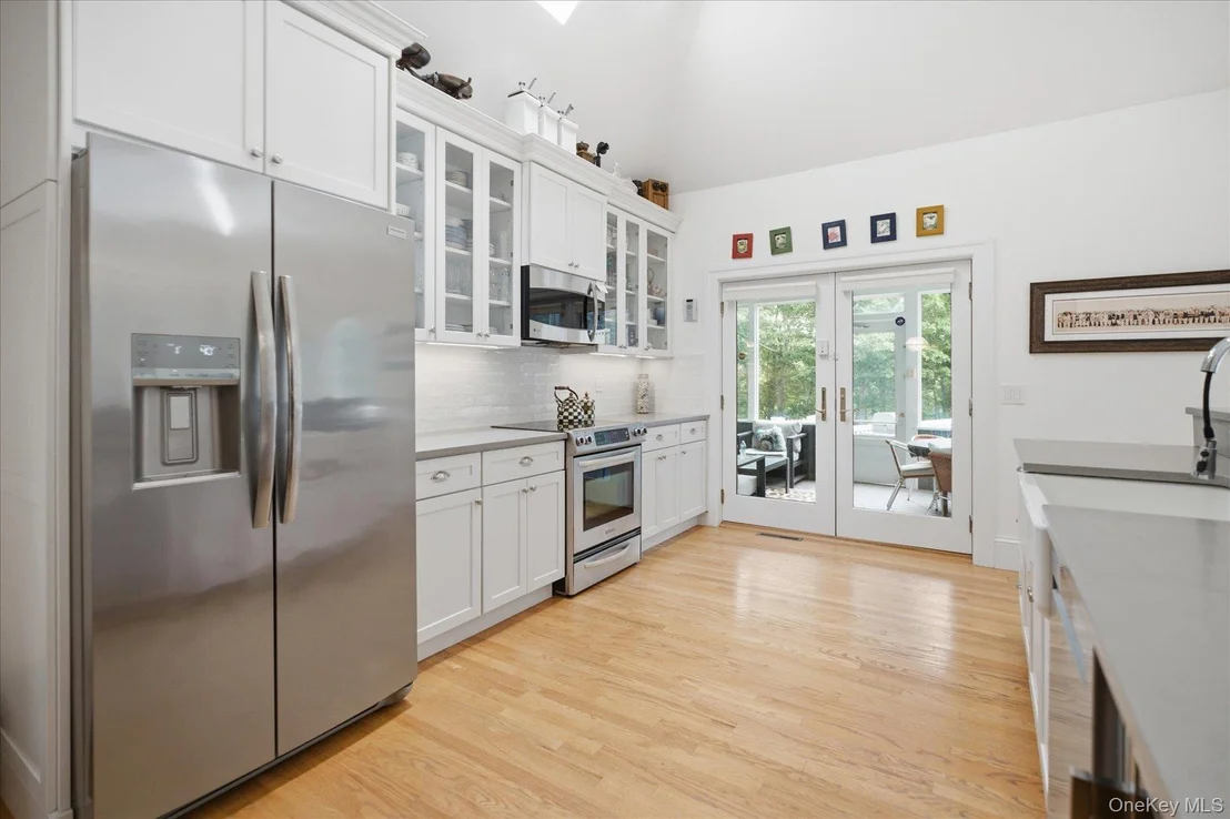 Photo of 90 Lakeside Lane