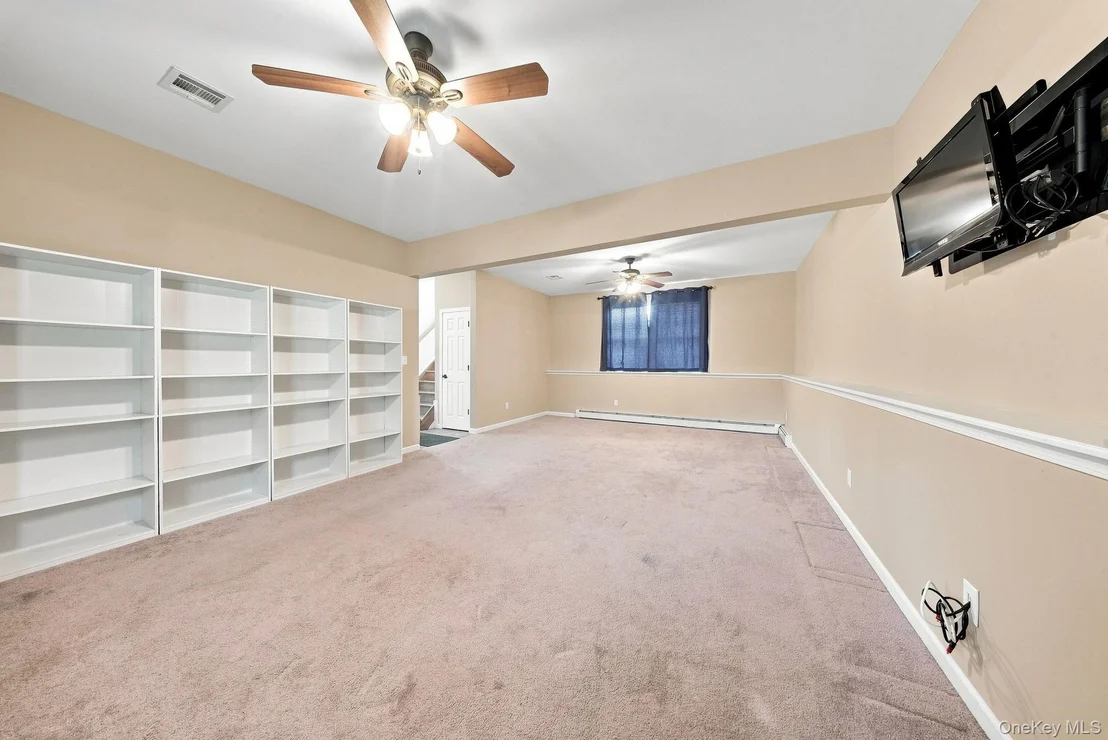 Photo of 236 Springbrook Road