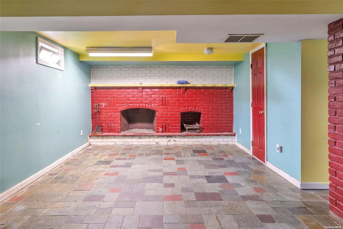 Photo of 128 Gracie Drive