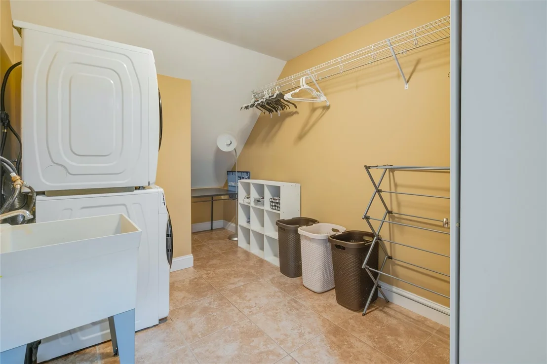 Photo of 226 Windsor Road