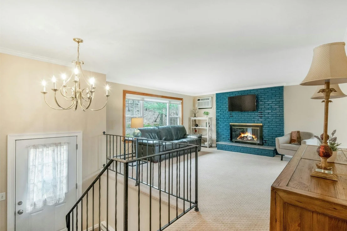 Photo of 19 Split Rock Road