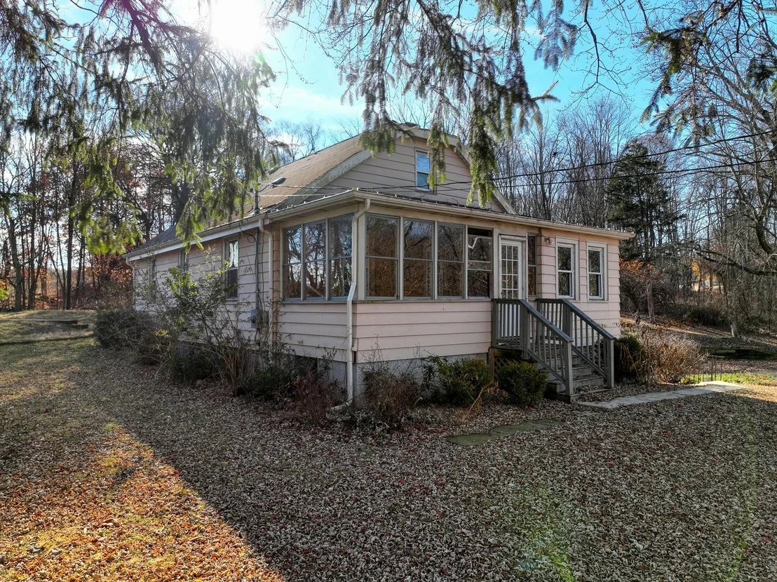 Photo of 80 Widmer Road