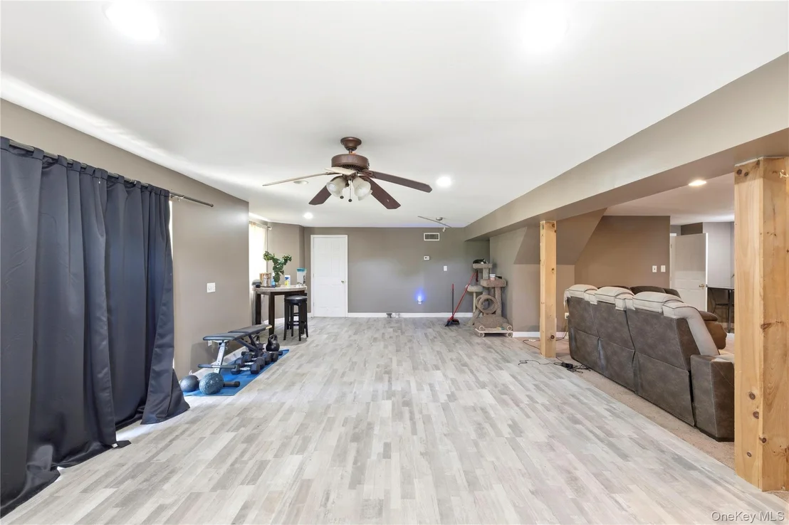 Photo of 8 Cedardale Loop