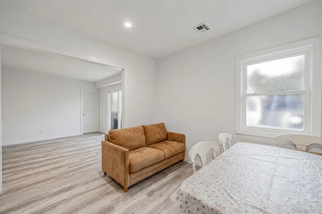 Photo of 48 Hillside Avenue