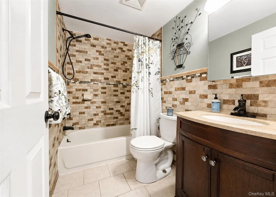 Photo of 65 Winston Drive