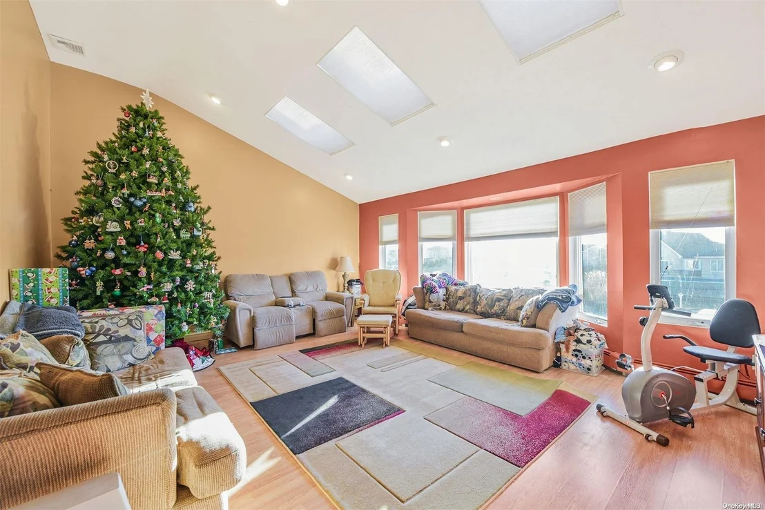 Photo of 120 Anchorage Drive