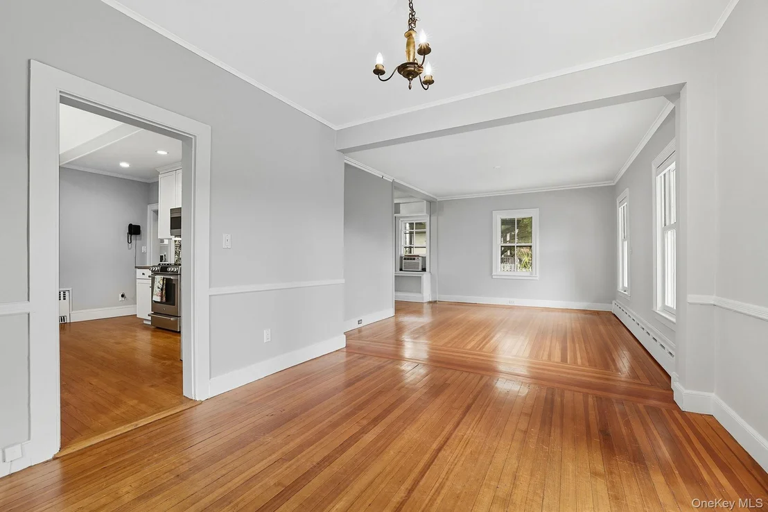 Photo of 95 Edgemont Road