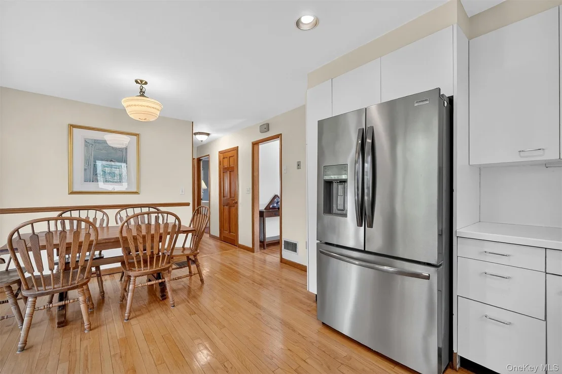 Photo of 24 Beverly Road