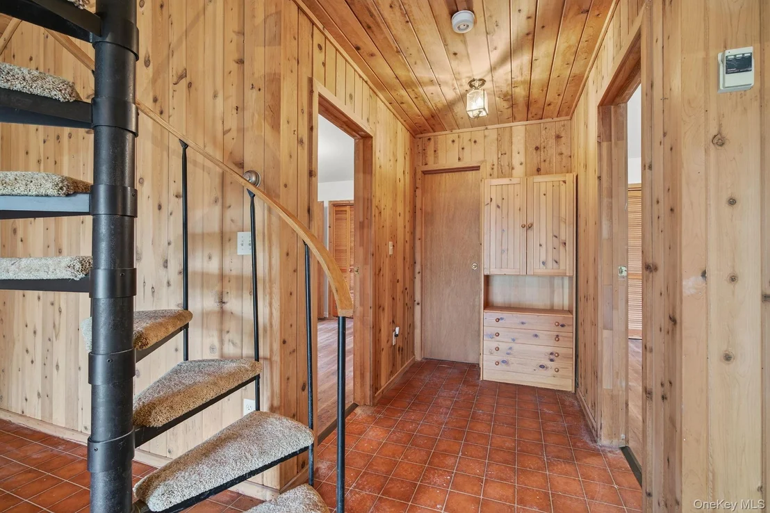 Photo of 174 Gary Place