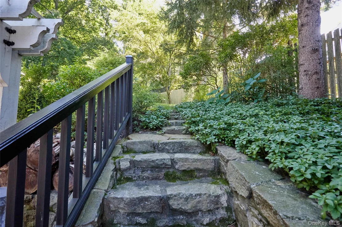 Photo of 22 Hillside Avenue