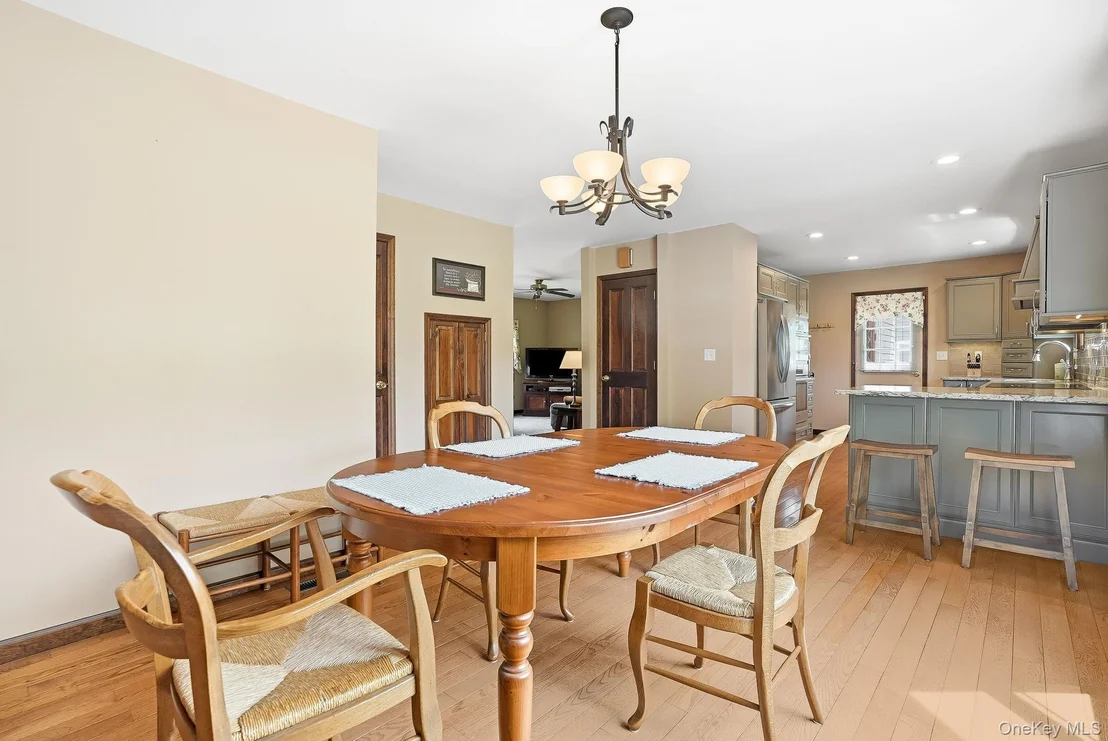 Photo of 73 Sunset Road