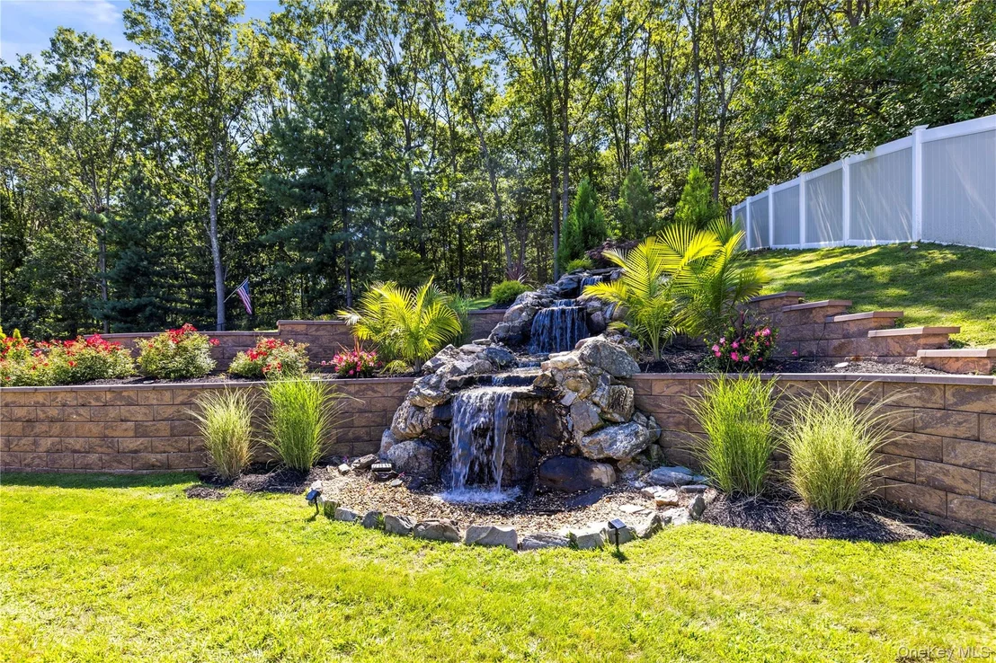Photo of 53 Timber Ridge Drive
