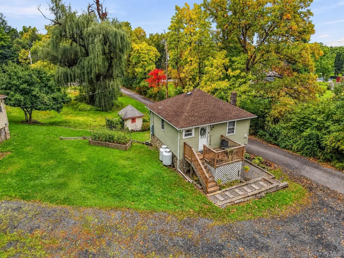 Photo of 2 Iris Road