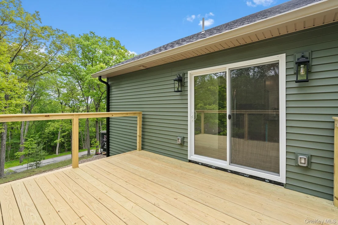 Photo of 61 Smith Avenue
