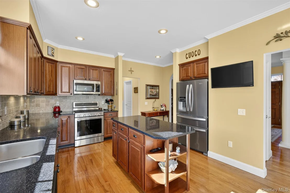 Photo of 15 Champlain Drive