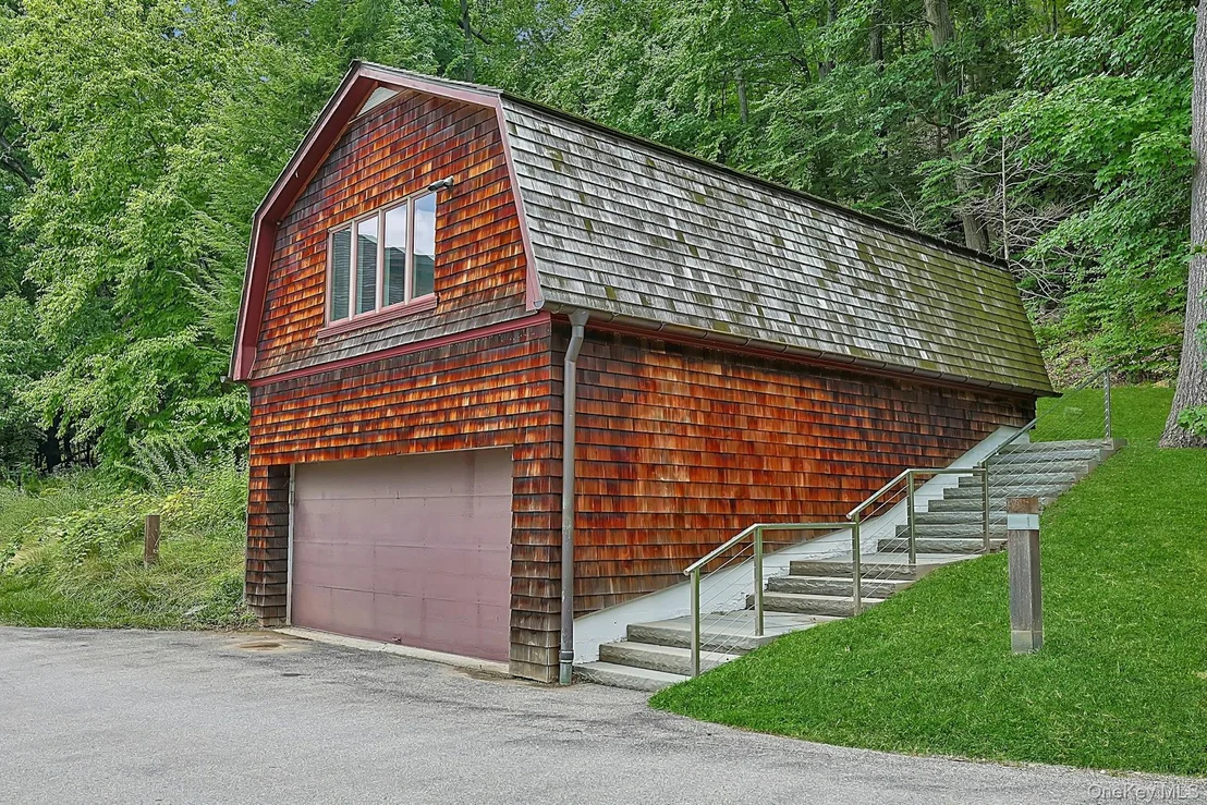 Photo of 20 Nazareth Way