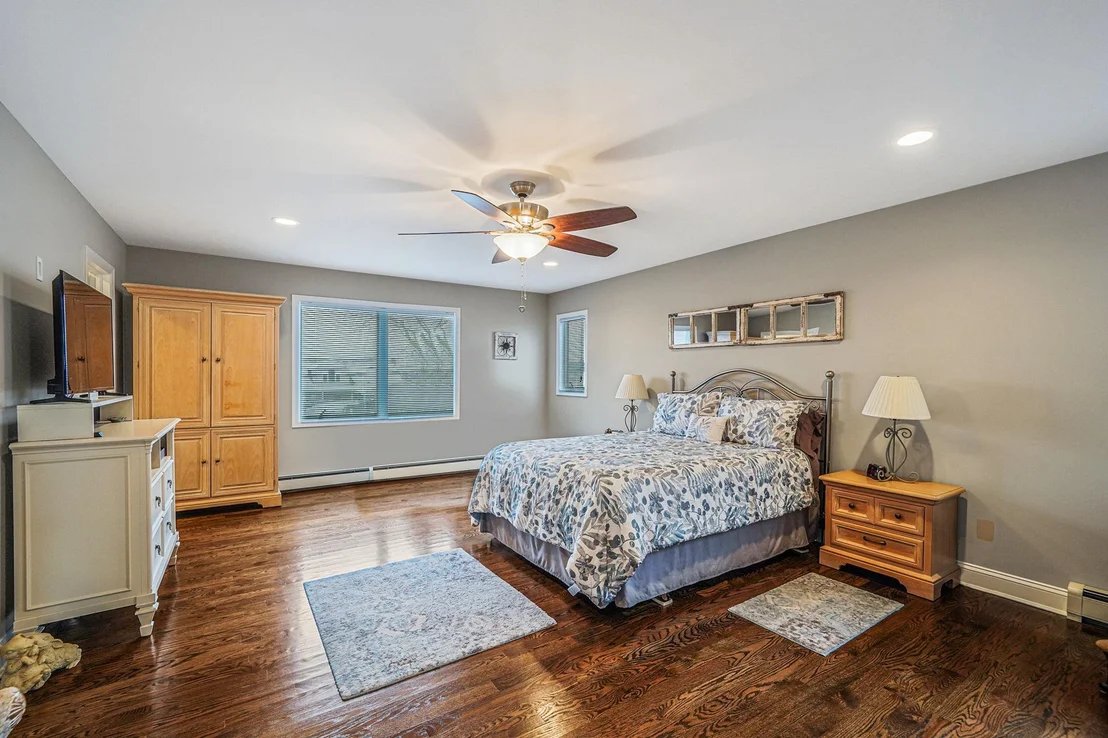 Photo of 24 Lucinda Drive