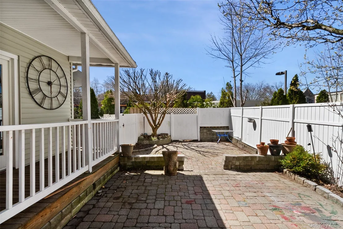 Photo of 13 Lenox Place