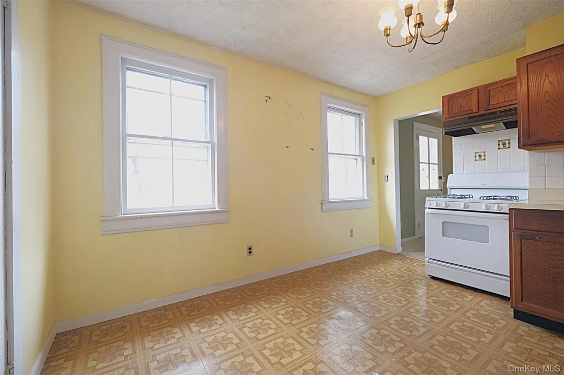 Photo of 68 Bushwick Road