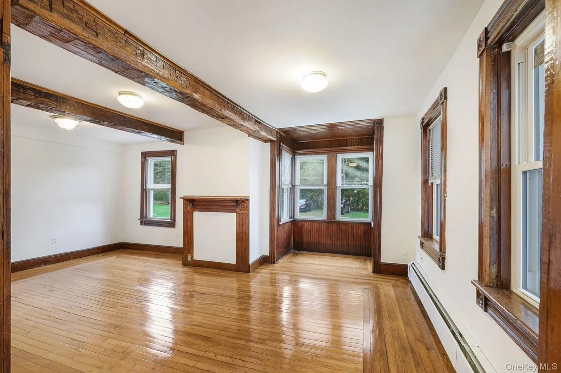 Photo of 708 Burlingham Road