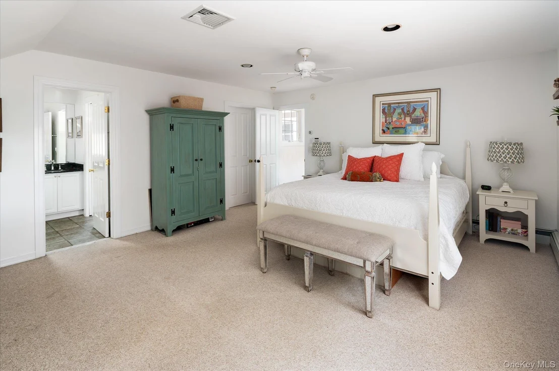 Photo of 12 Sun Hill Road