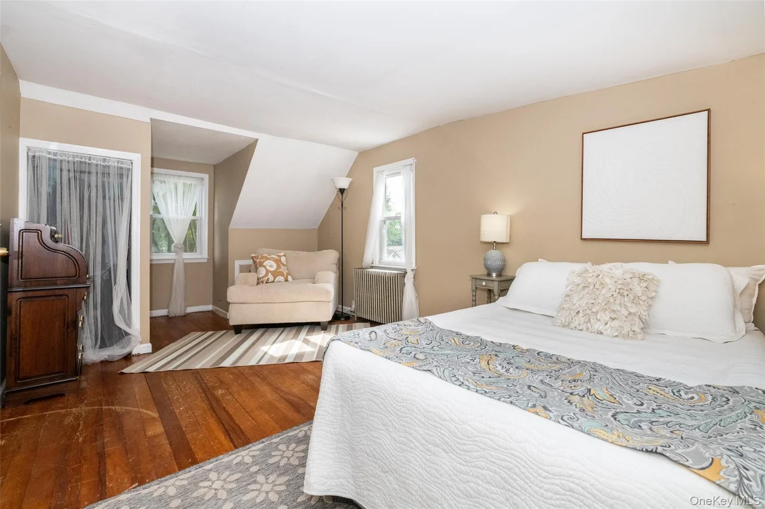 Photo of 40 Florence Avenue