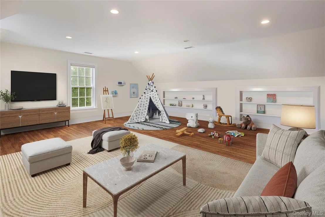 Photo of 14 Cider Mill Circle