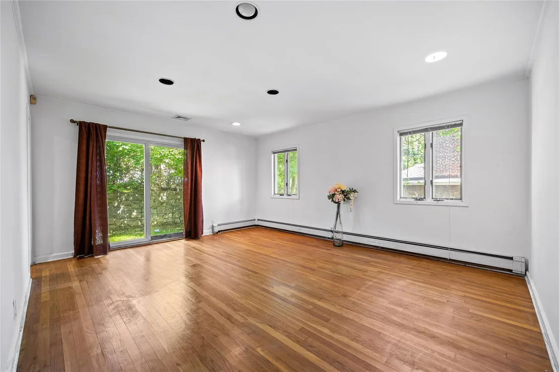 Photo of 1 Talbot Drive