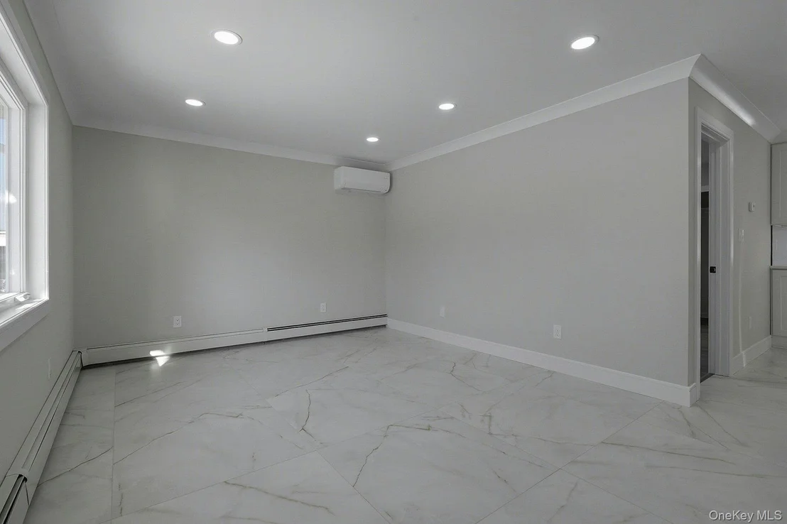 Photo of 73 Wolcott Road