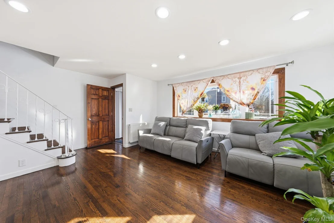 Photo of 295 union Avenue