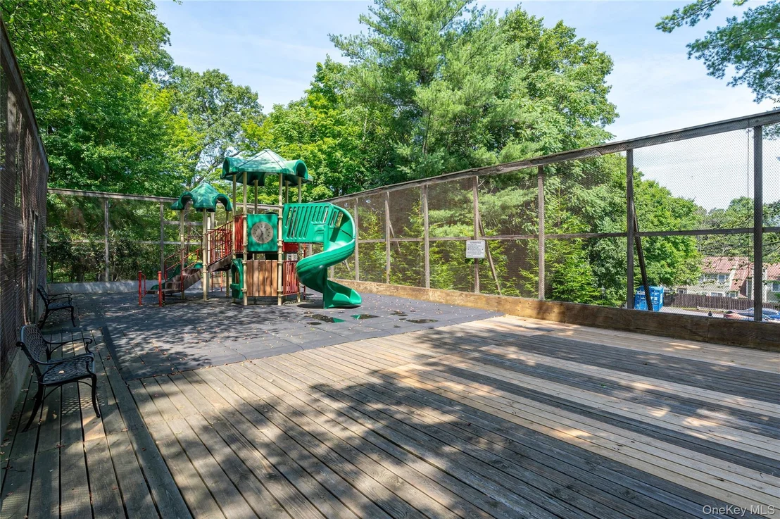Photo of 1804 Regent Drive
