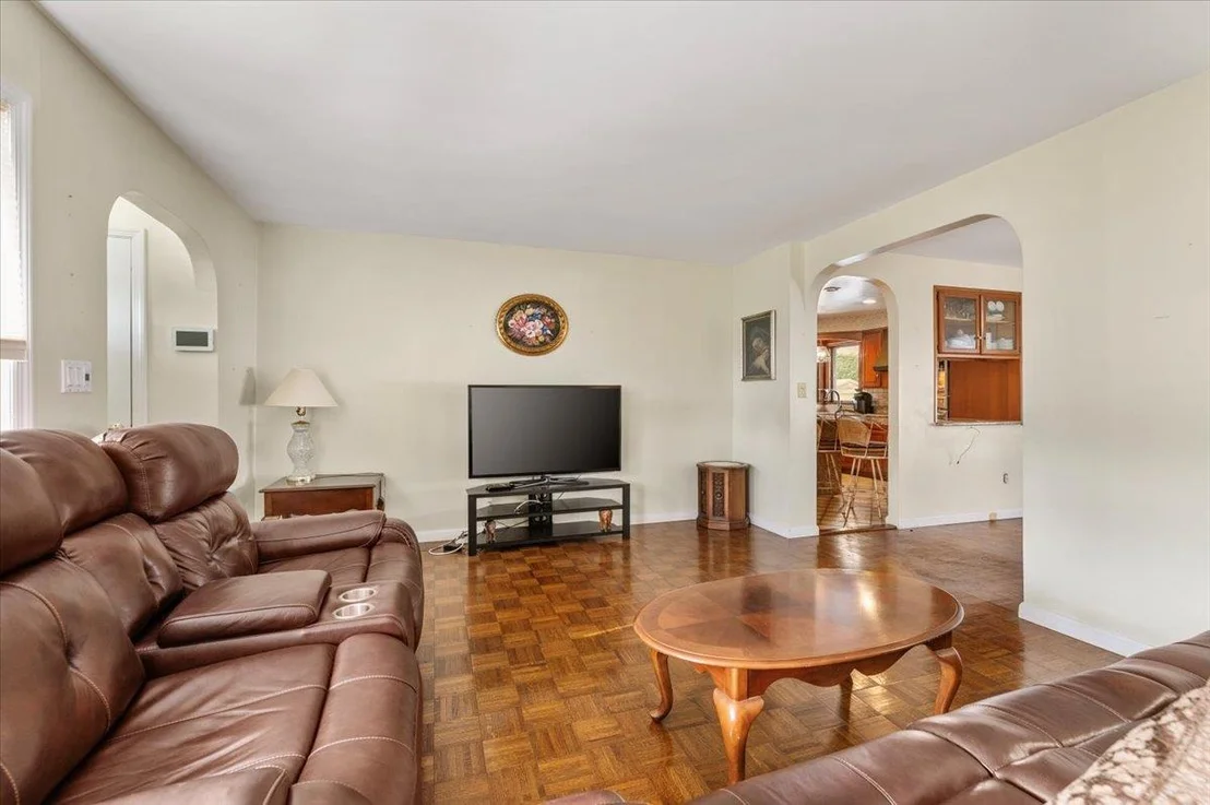 Photo of 7 Cheshire Road