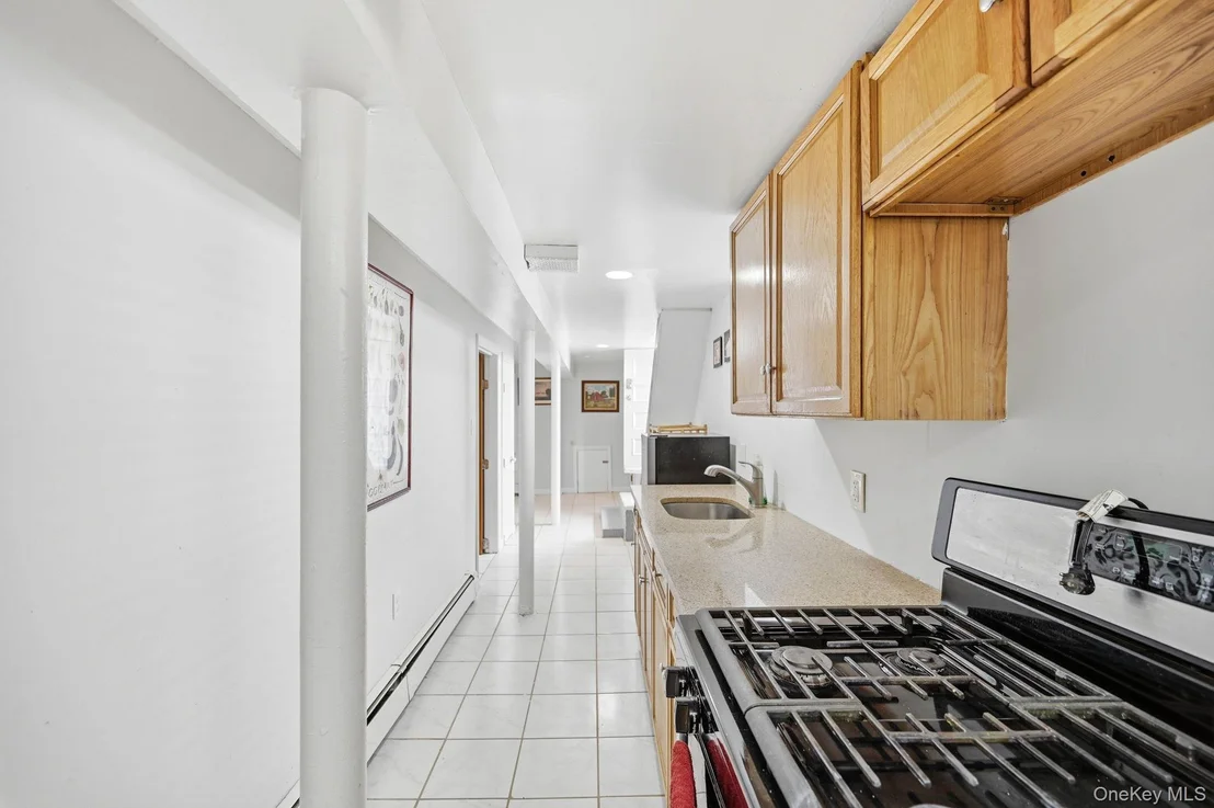 Photo of 4000 Pratt Avenue