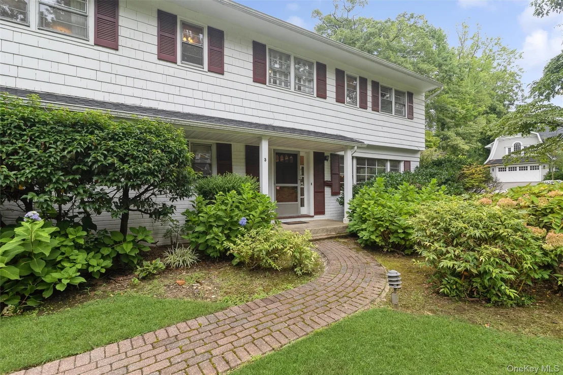 Photo of 5 Hemlock Drive