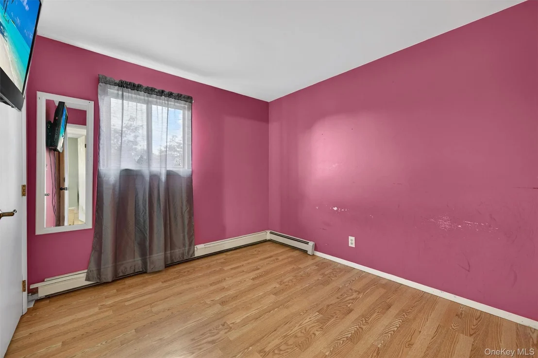 Photo of 76 Maureen Drive