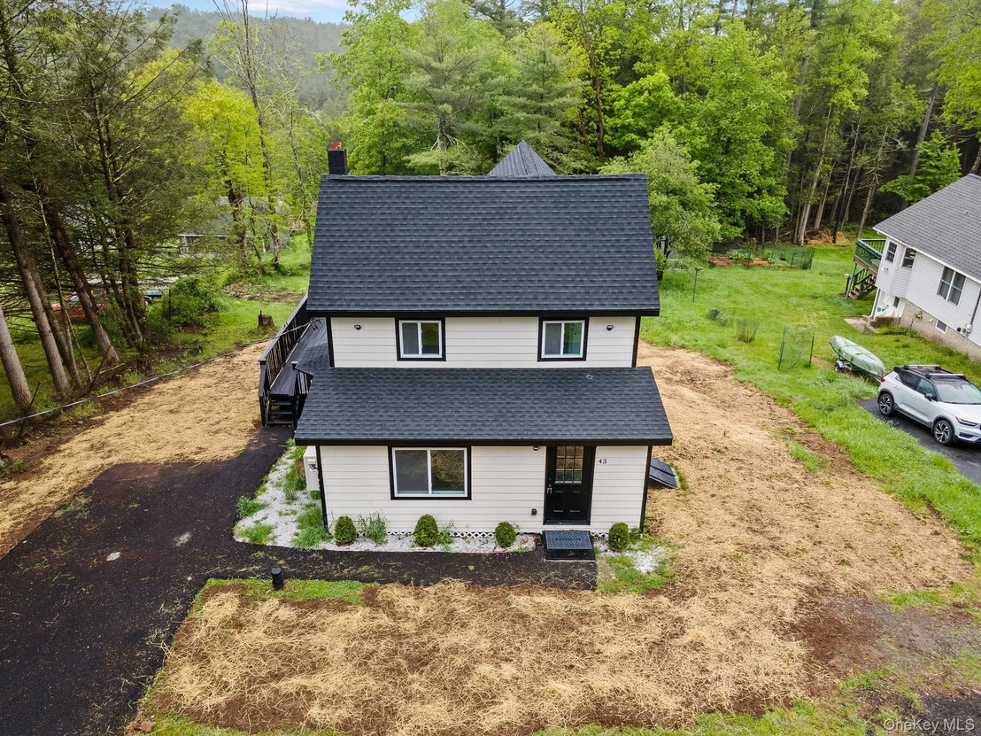 Photo of 43 Highland Lake Road