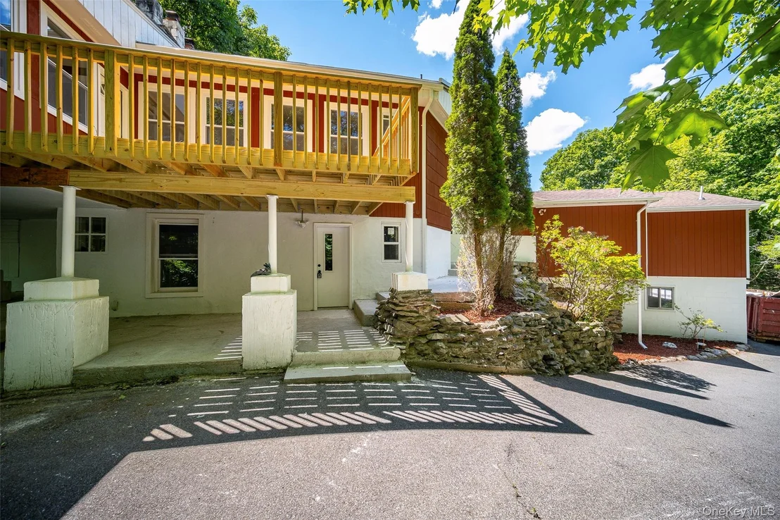Photo of 219 Benedict Road