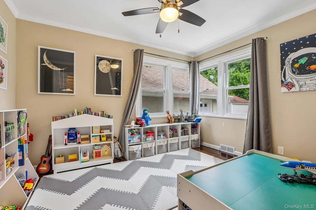 Photo of 512 Westlake Drive